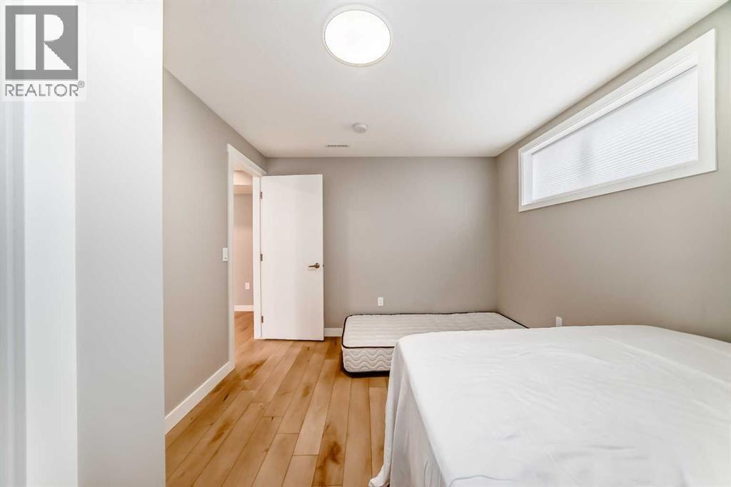 264 Everwillow Green SW — photo 37