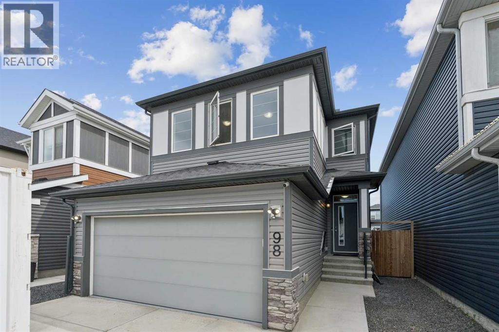 98 Seton Road SE — photo 1