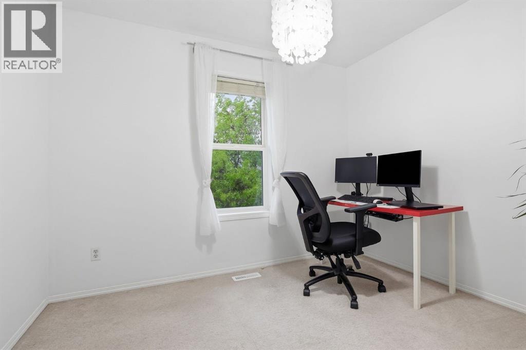 450 Elgin Way SE — photo 30