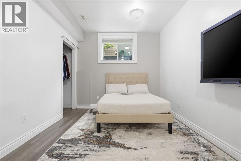 450 Elgin Way SE — photo 38