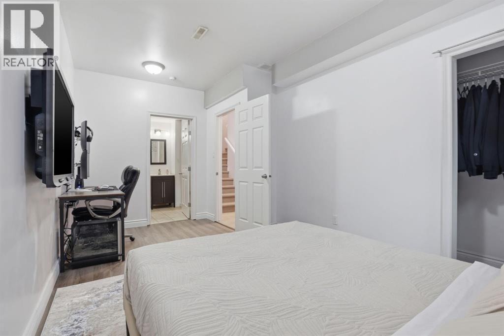 450 Elgin Way SE — photo 40