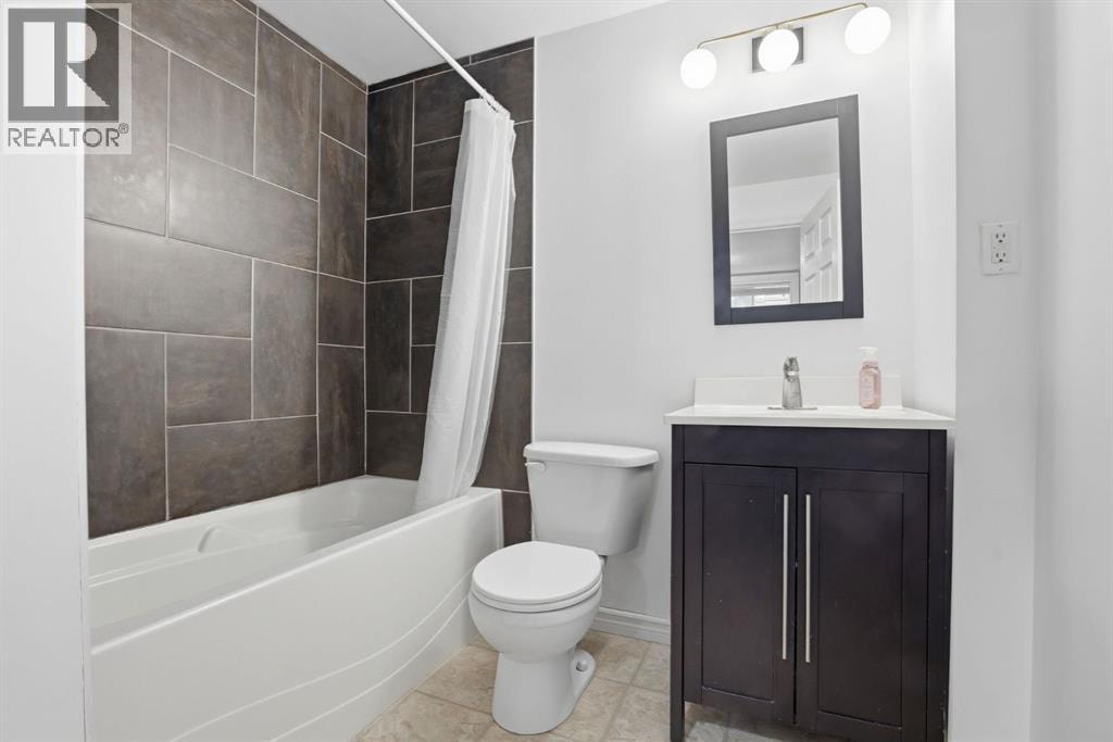 450 Elgin Way SE — photo 42