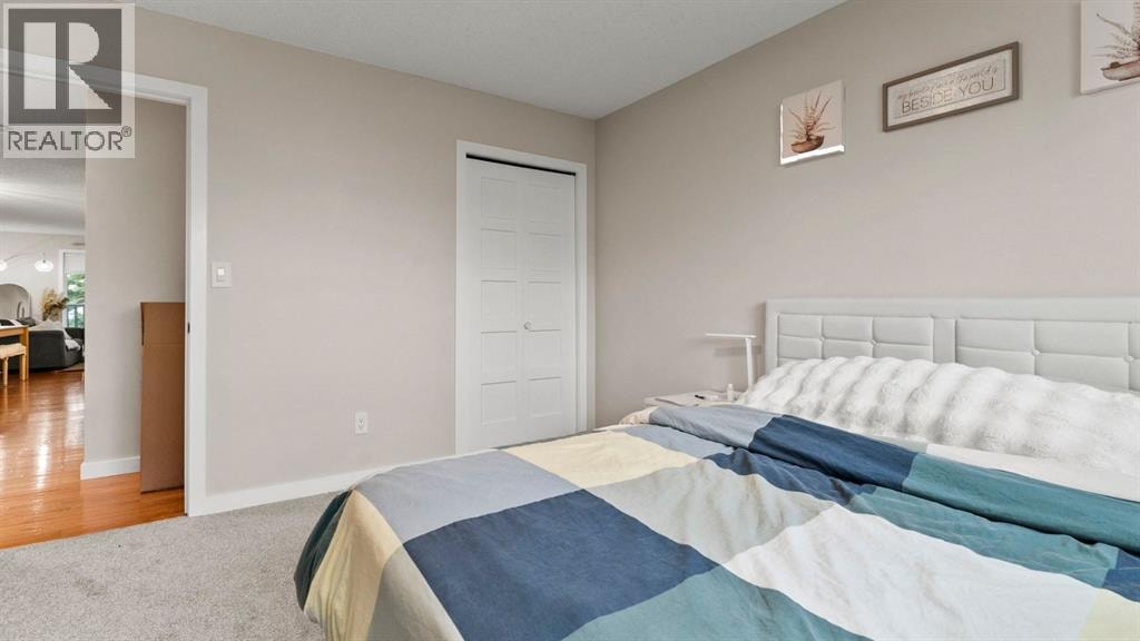 2416 Woodview Drive SW — photo 16