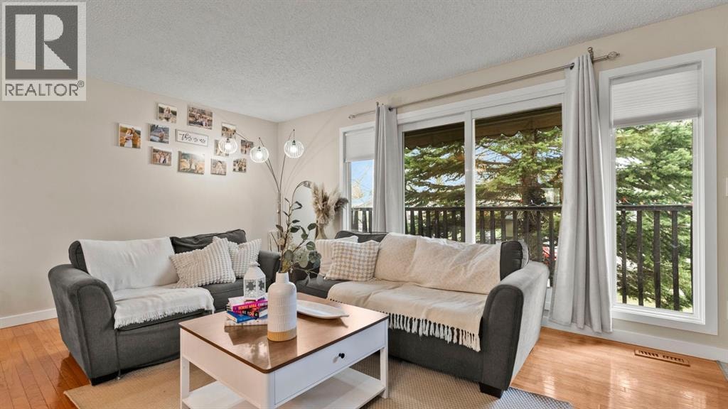 2416 Woodview Drive SW — photo 13