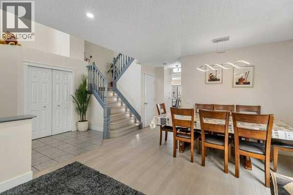 16 Saddletree Close NE — photo 10