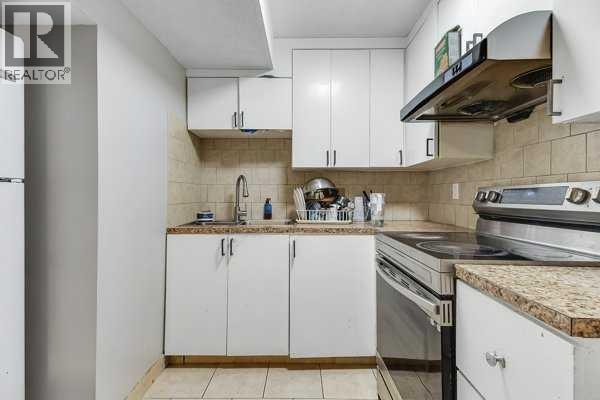 16 Saddletree Close NE — photo 43