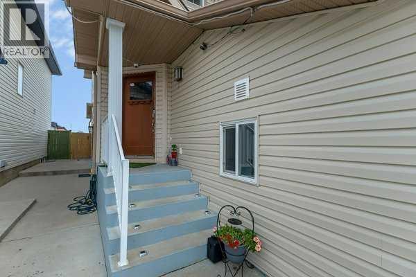 16 Saddletree Close NE — photo 50