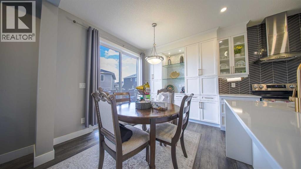 74 Carrington Crescent NW — photo 12