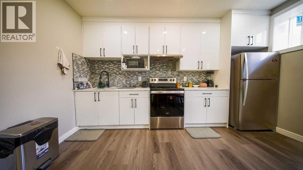 74 Carrington Crescent NW — photo 40