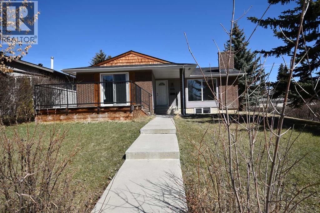 2604 106 Avenue SW