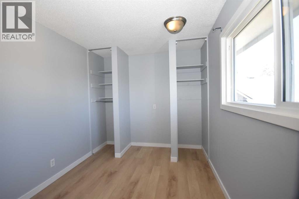 2604 106 Avenue SW — photo 23