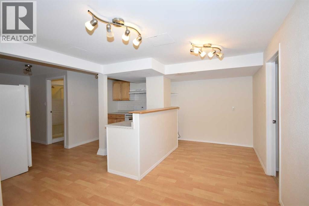 2604 106 Avenue SW — photo 27