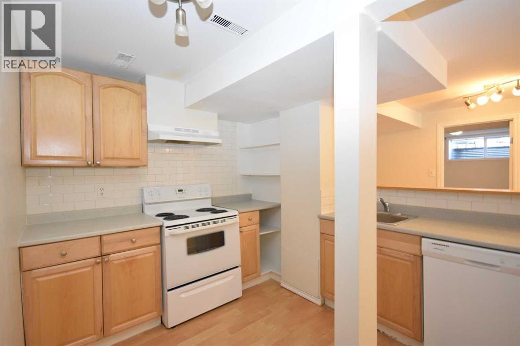 2604 106 Avenue SW — photo 28