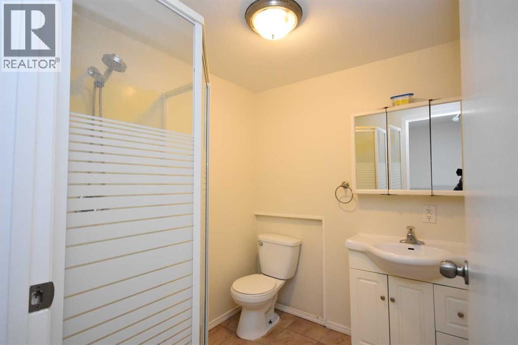 2604 106 Avenue SW — photo 31