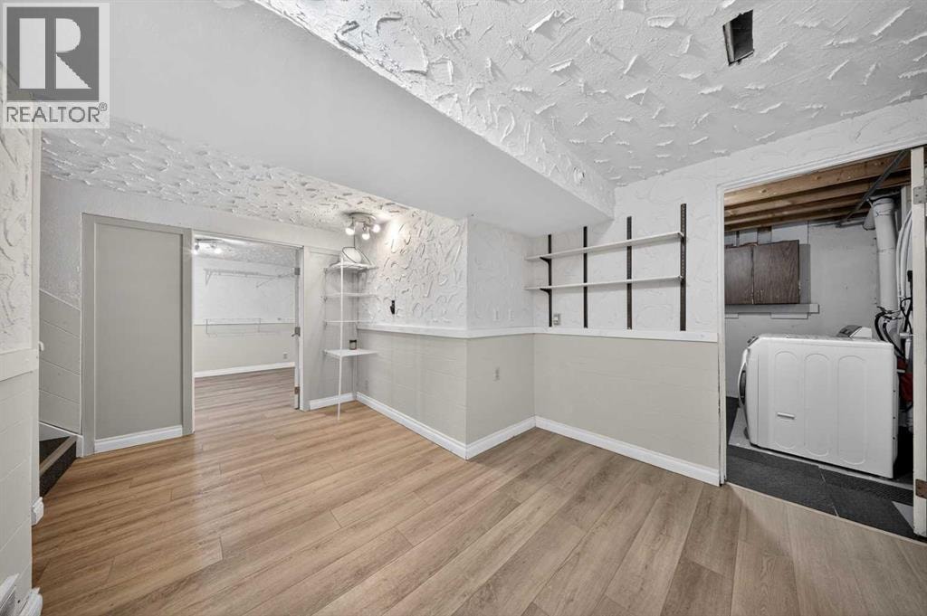520 43 Street SE — photo 24