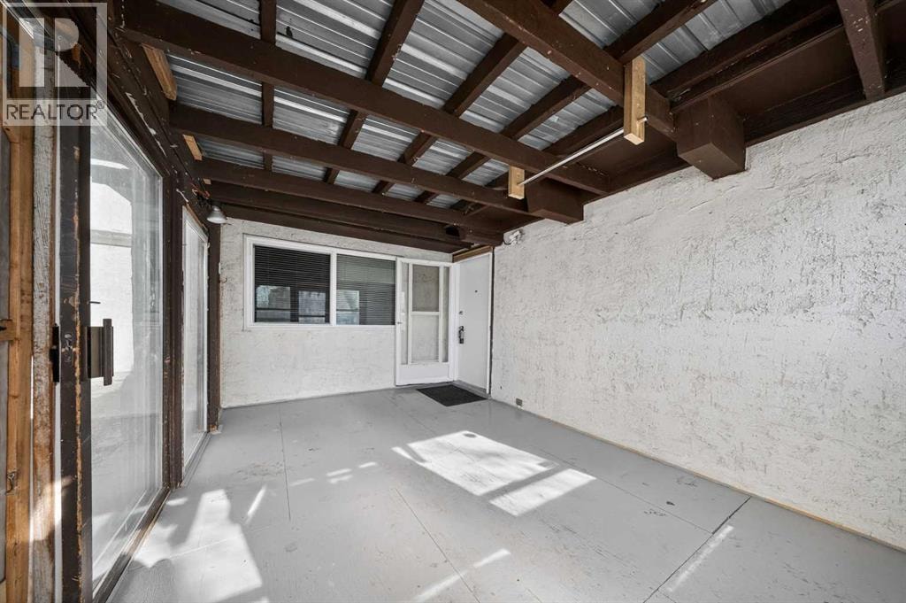 520 43 Street SE — photo 32