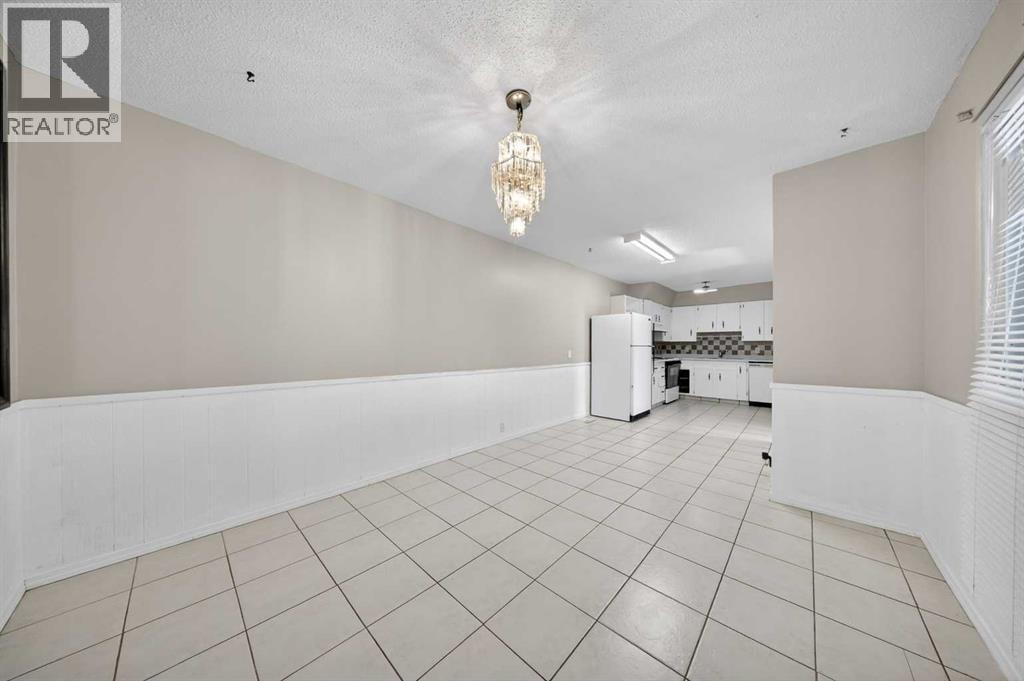 520 43 Street SE — photo 9