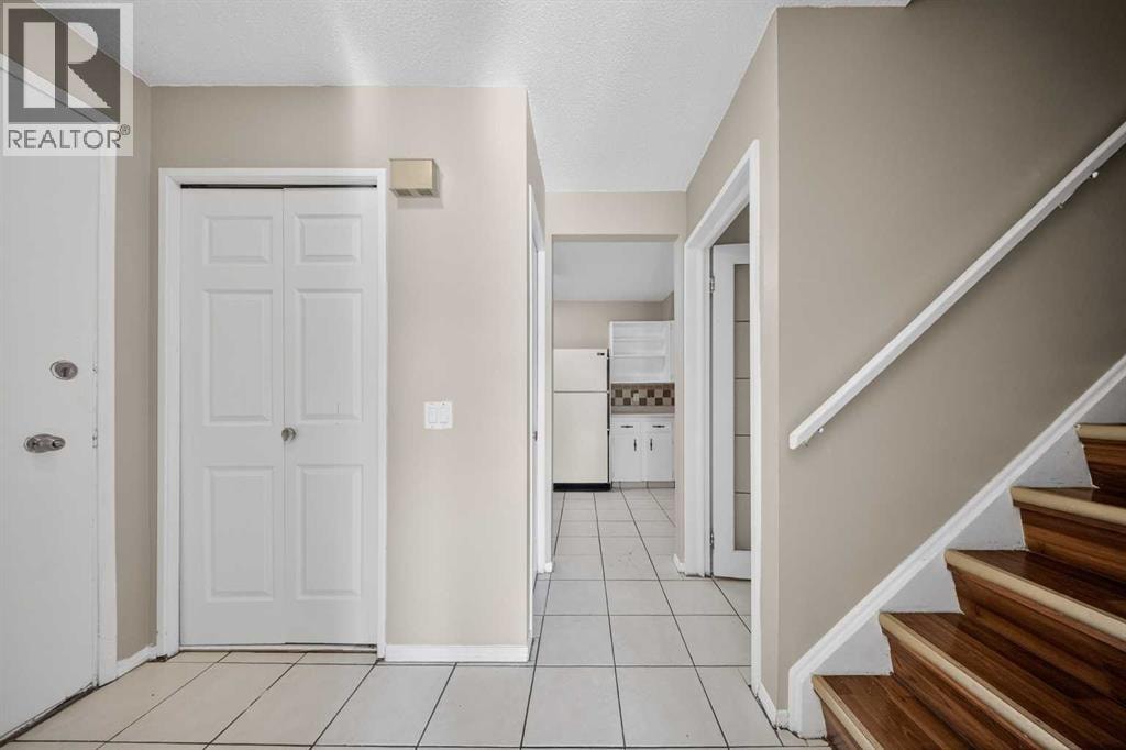 520 43 Street SE — photo 12