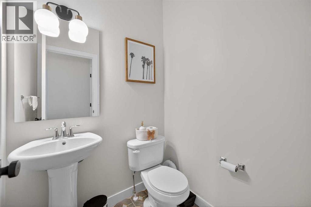 267 Bluerock Avenue SW — photo 11