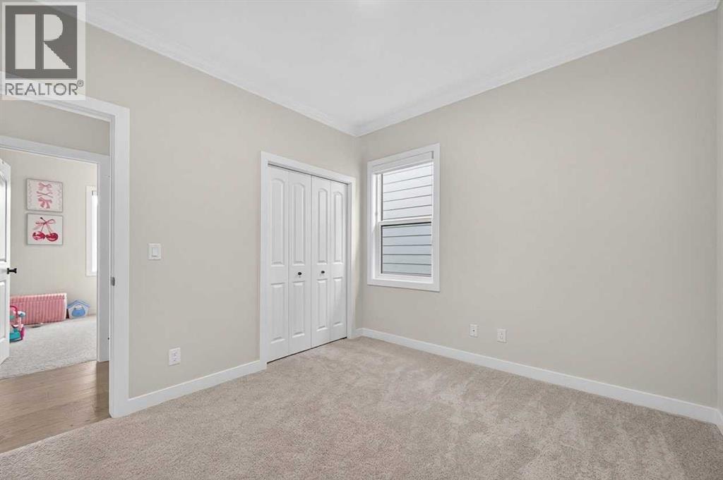 267 Bluerock Avenue SW — photo 28