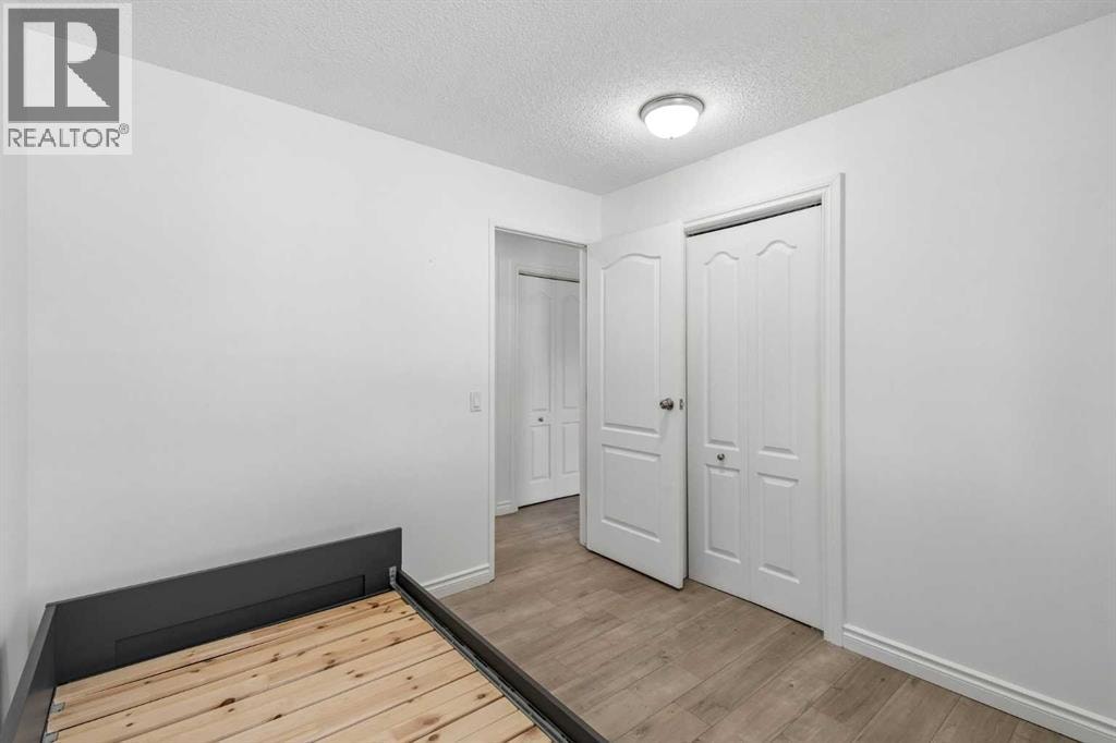 83 Appletree Close SE — photo 11