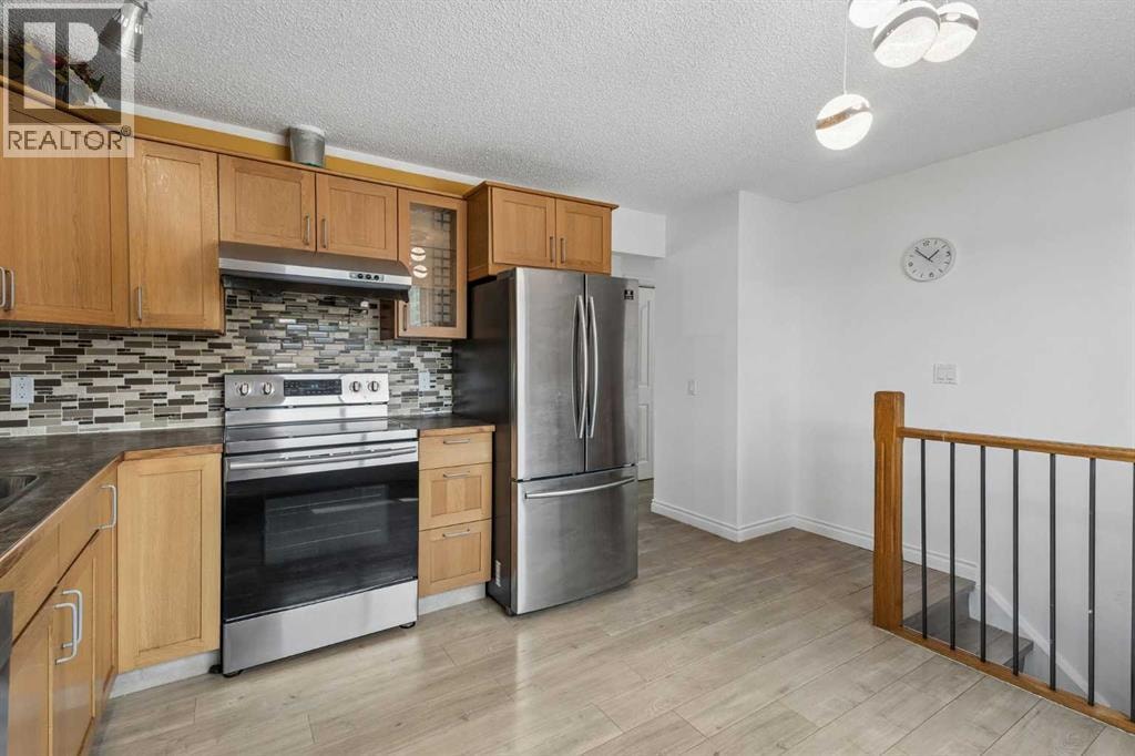 83 Appletree Close SE — photo 9
