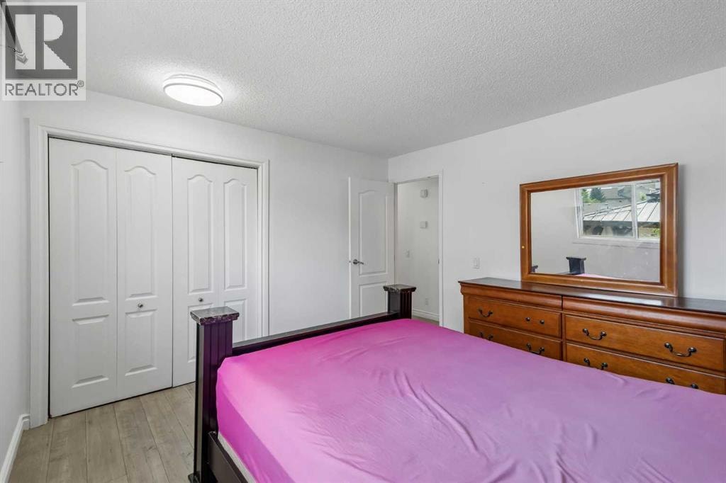 83 Appletree Close SE — photo 15