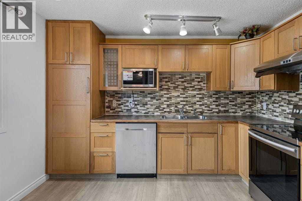 83 Appletree Close SE — photo 8