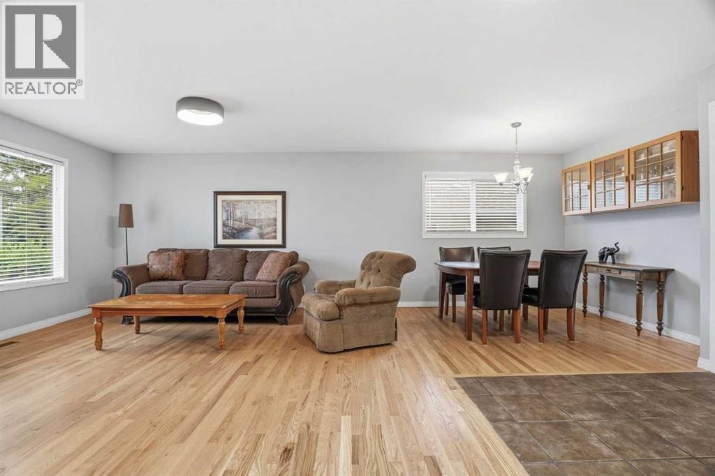 101 Aspen Crescent — photo 7