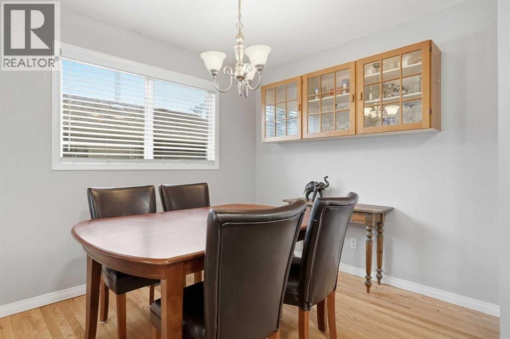 101 Aspen Crescent — photo 16