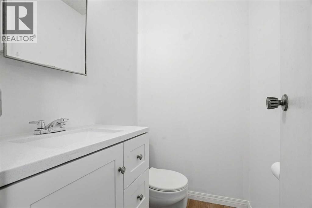 101 Aspen Crescent — photo 20
