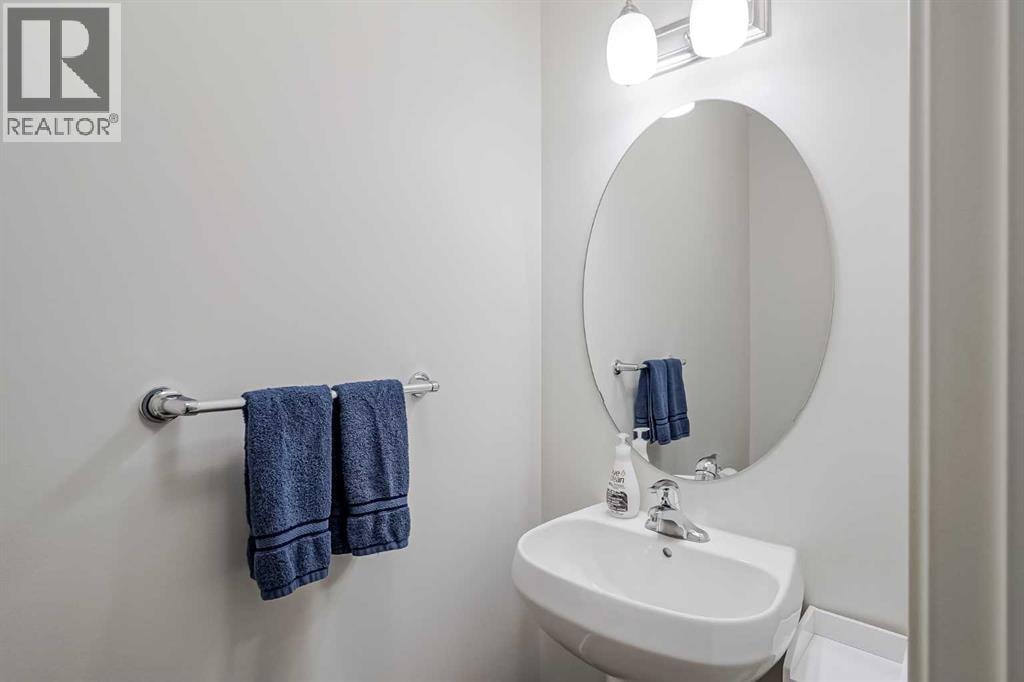 225 Kingsmere Cove SE — photo 23