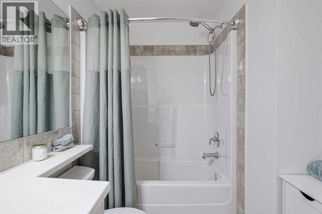 225 Kingsmere Cove SE — photo 34
