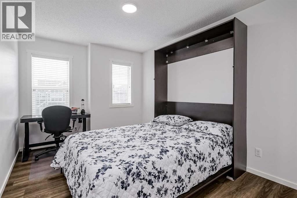 225 Kingsmere Cove SE — photo 32