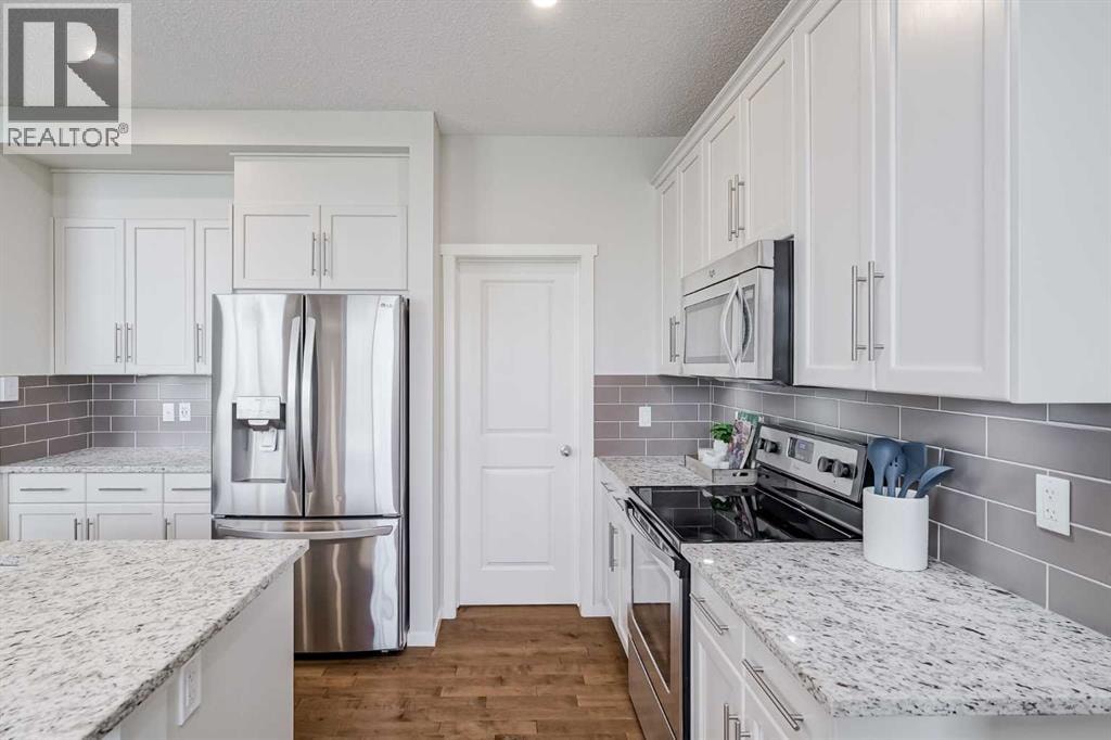 225 Kingsmere Cove SE — photo 8