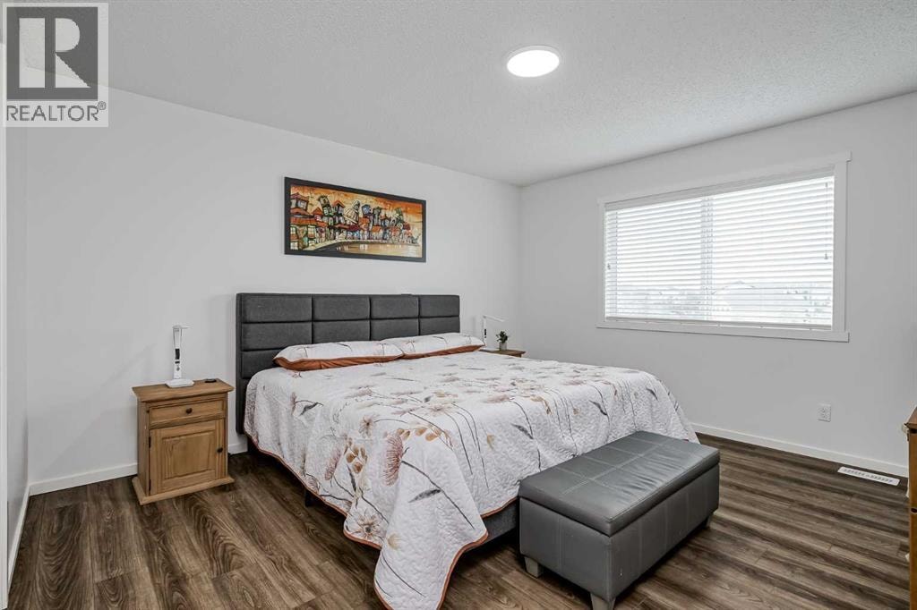 225 Kingsmere Cove SE — photo 26
