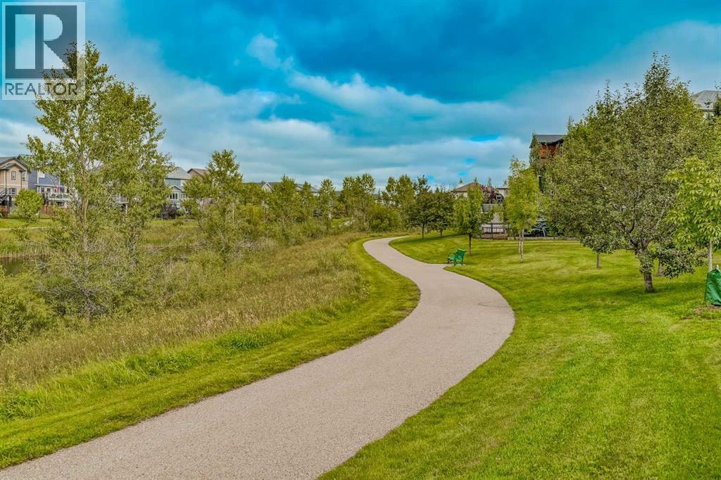 225 Kingsmere Cove SE — photo 44