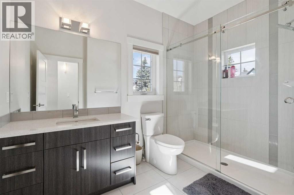 1811 31 Avenue SW — photo 18