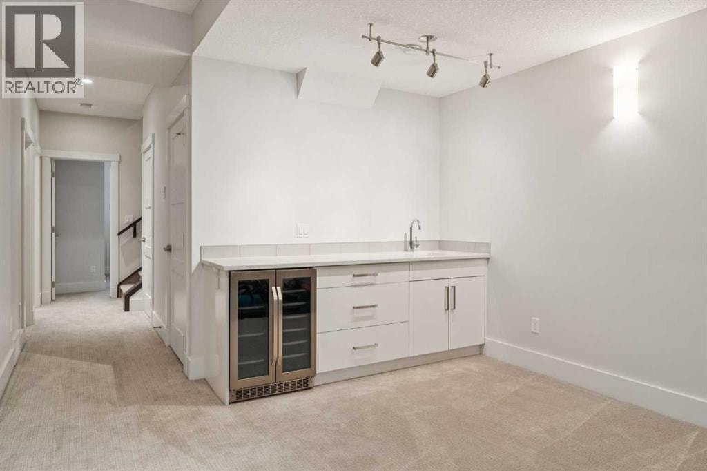 1811 31 Avenue SW — photo 22