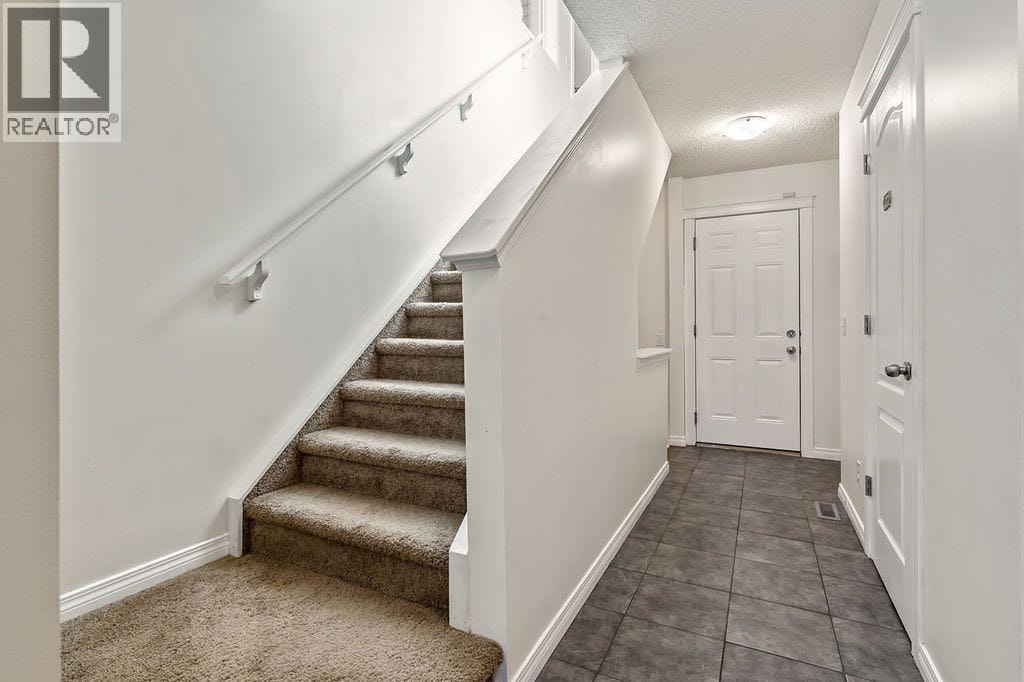 30 Drake Landing Common — photo 17