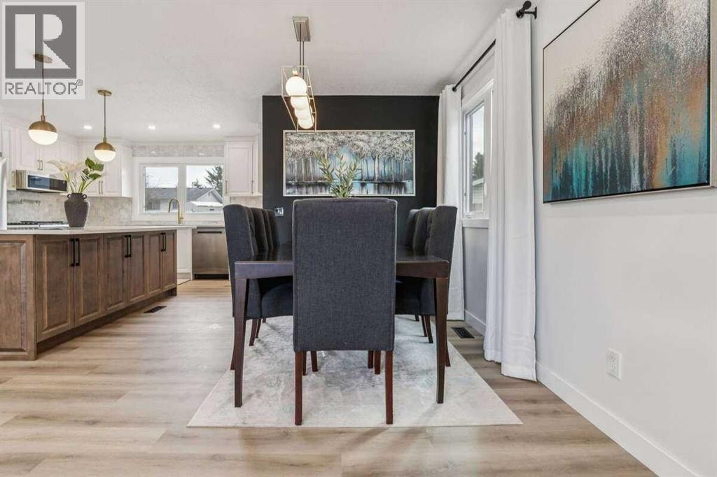 15 Brookmere Place SW — photo 9