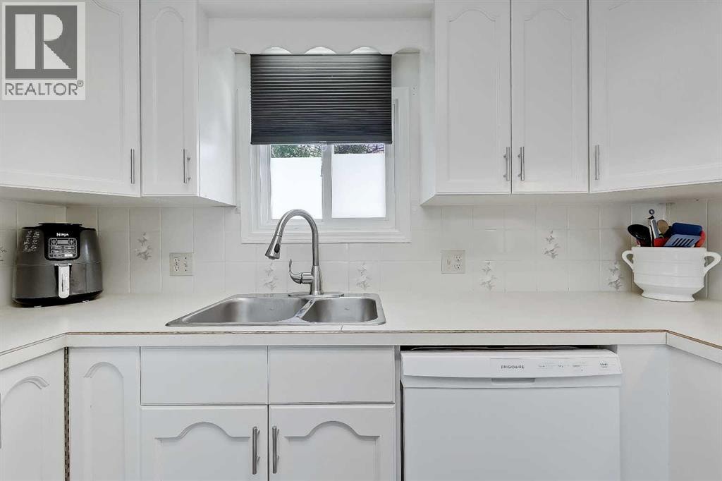 7443 Ogden Road SE — photo 8