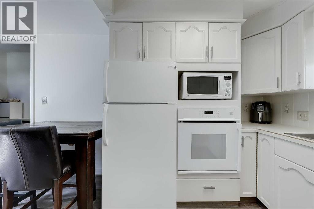 7443 Ogden Road SE — photo 9