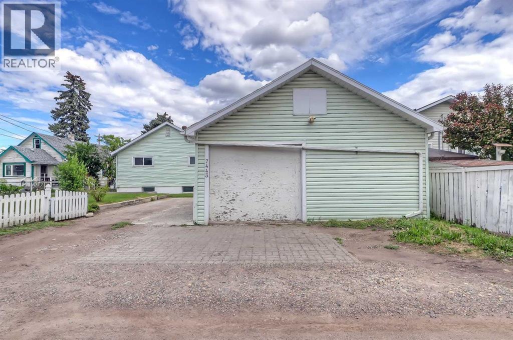 7443 Ogden Road SE — photo 36