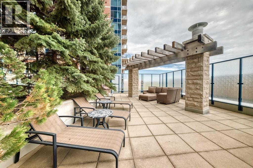 2408, 910 5 Avenue SW — photo 36