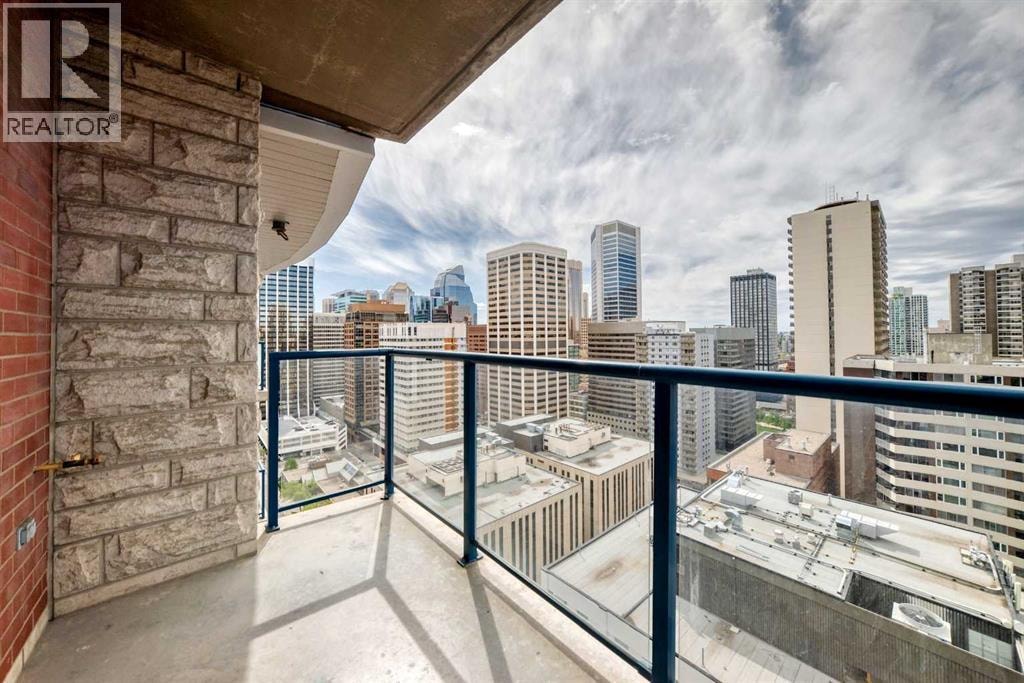 2408, 910 5 Avenue SW — photo 9