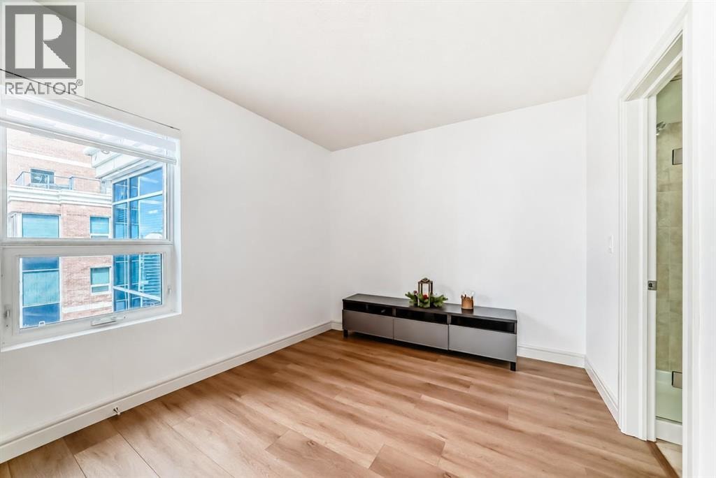 2408, 910 5 Avenue SW — photo 21