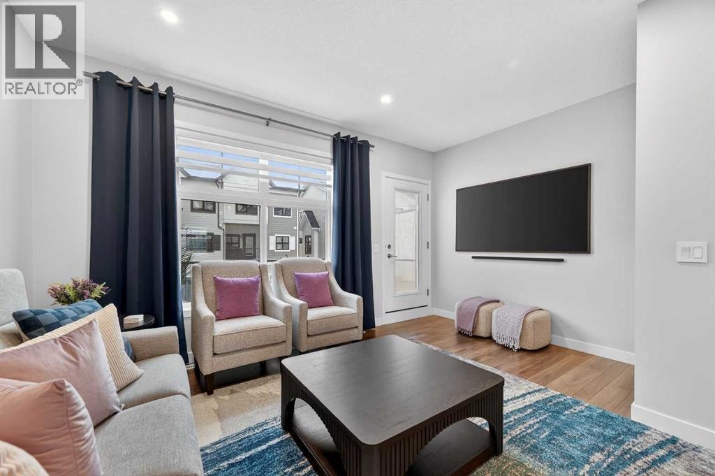 233 Les Jardins Park SE — photo 17