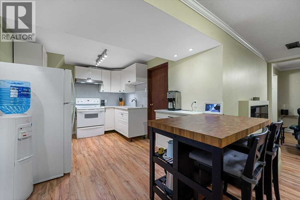 1632 Robson Crescent SE — photo 23