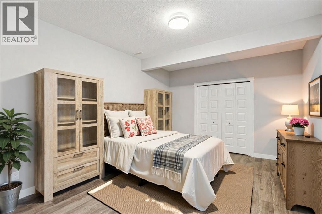902 Williamstown Boulevard NW — photo 32